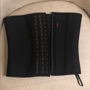 Waist Trainer in Black by ilanni Sz XS never worn